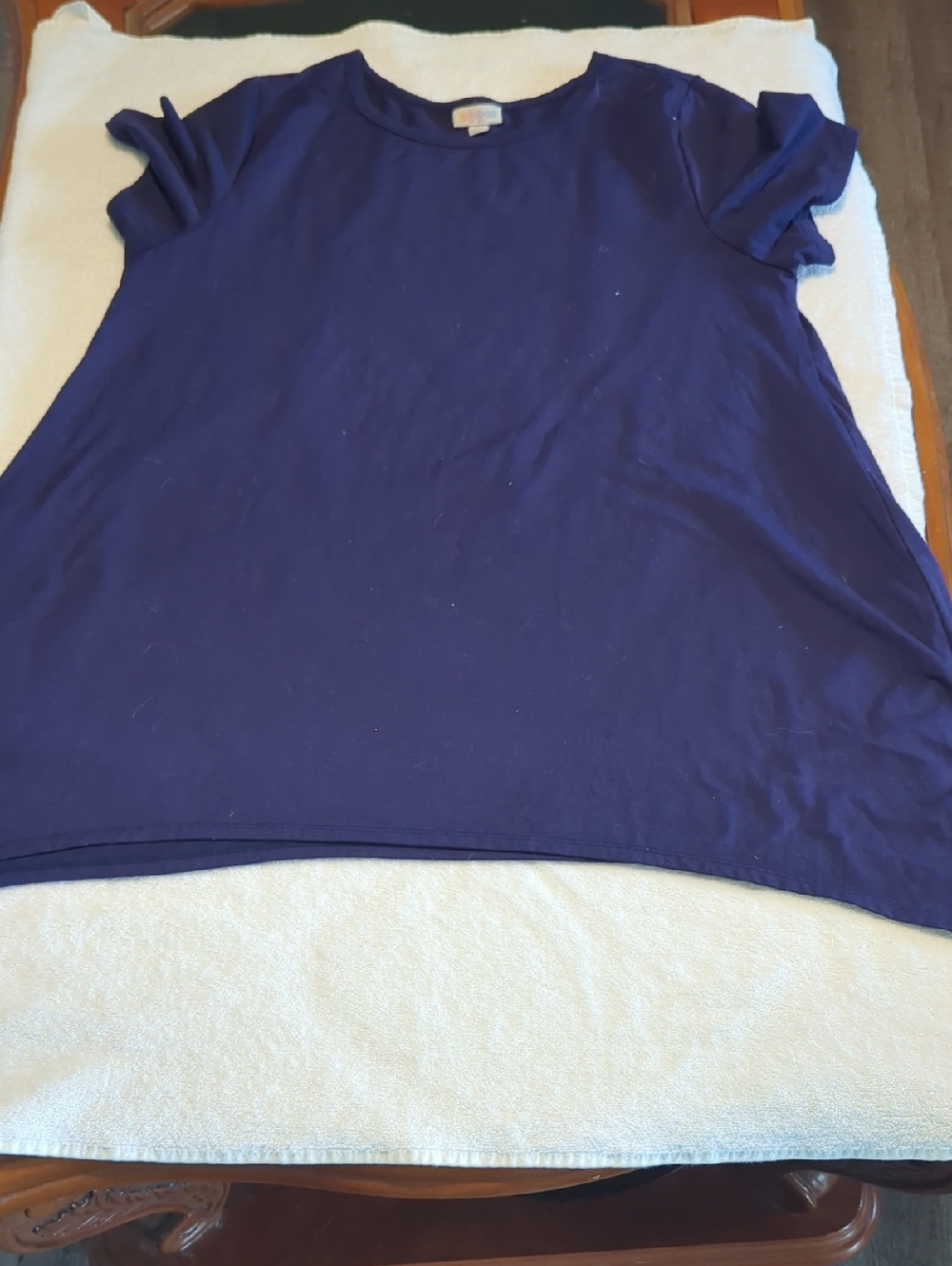 LuLaRoe Short-Sleeve Crewneck Top in Deep Blue